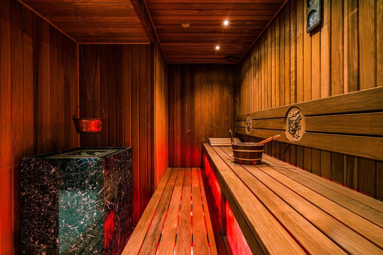 Hotel Ferreus Modern Art Deco Krakau Exterior foto A Finnish sauna